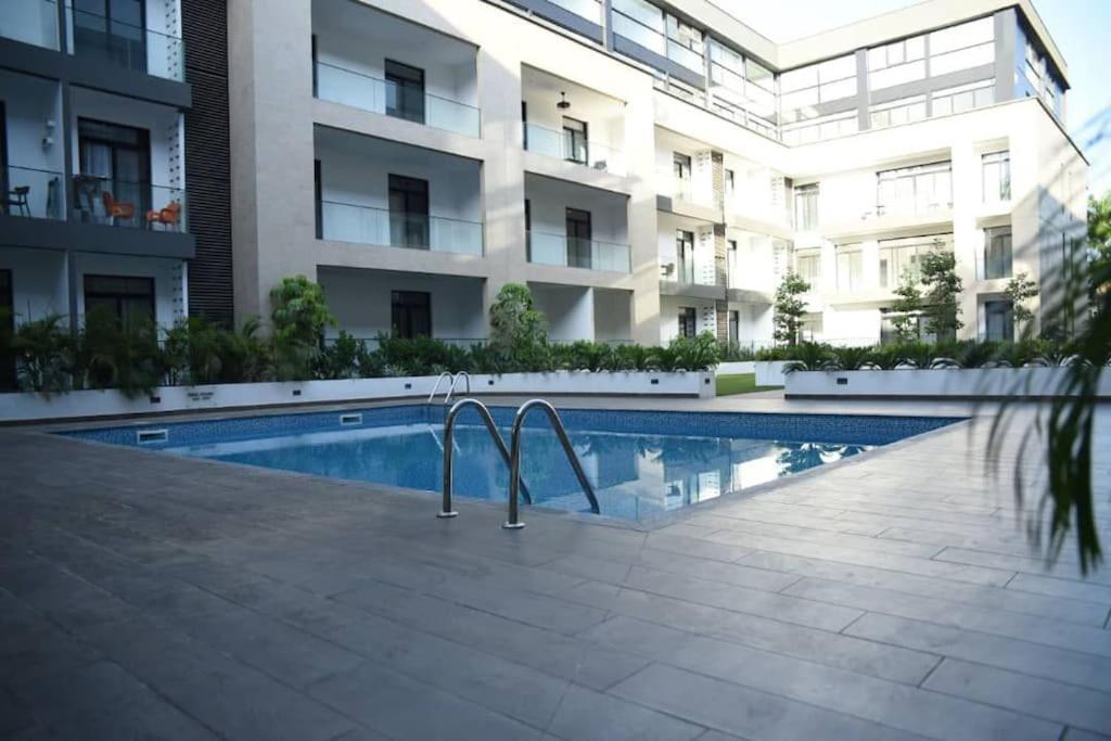 Pool View Apartment @Embassy Gardens Accra Buitenkant foto